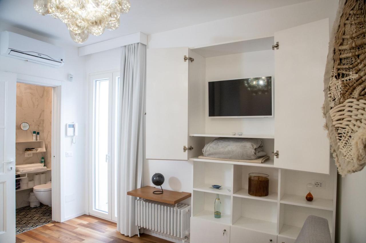 Enjoy Boutique Rooms Monopoli Exterior photo