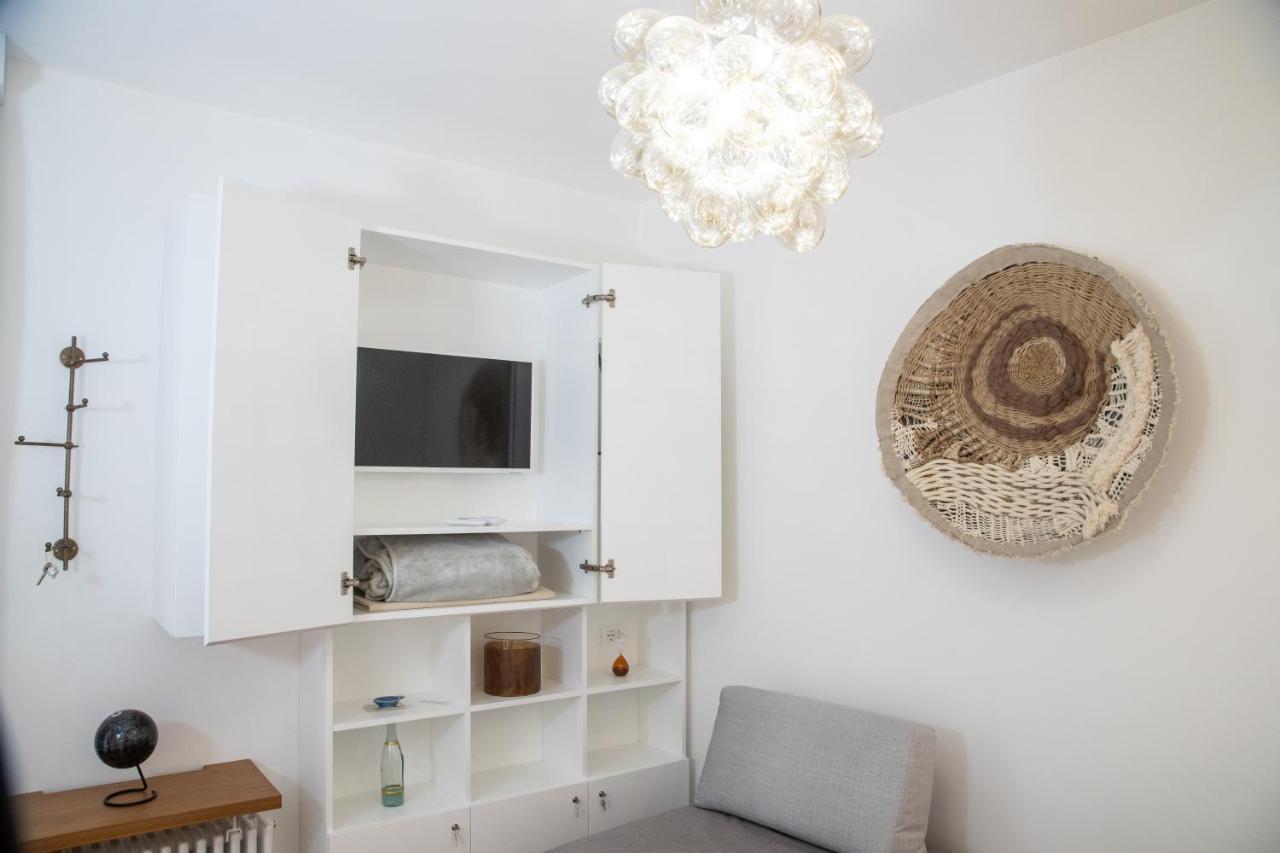 Enjoy Boutique Rooms Monopoli Exterior photo