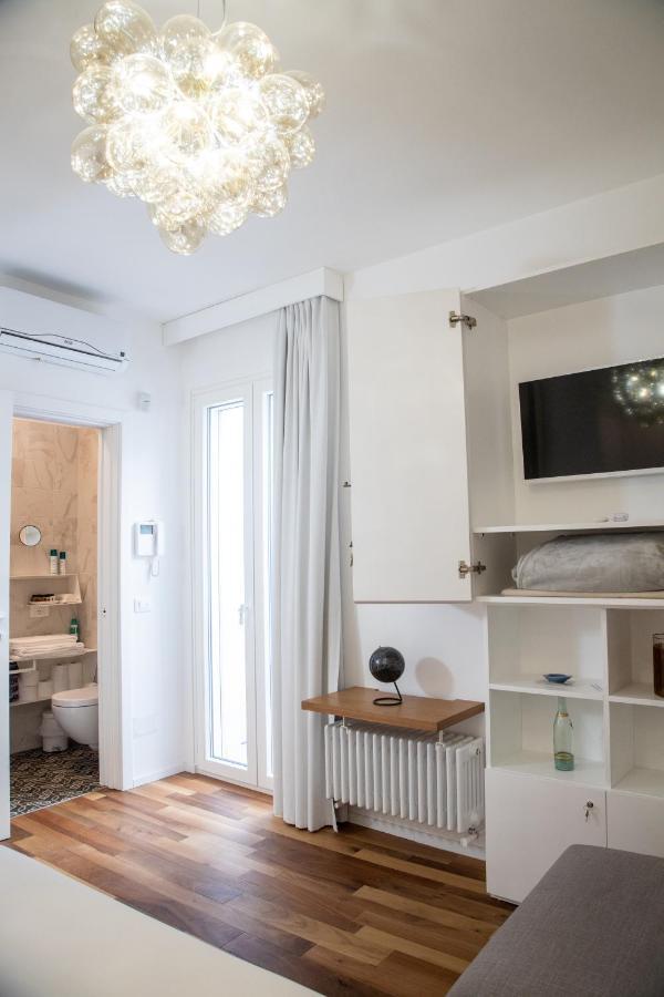 Enjoy Boutique Rooms Monopoli Exterior photo